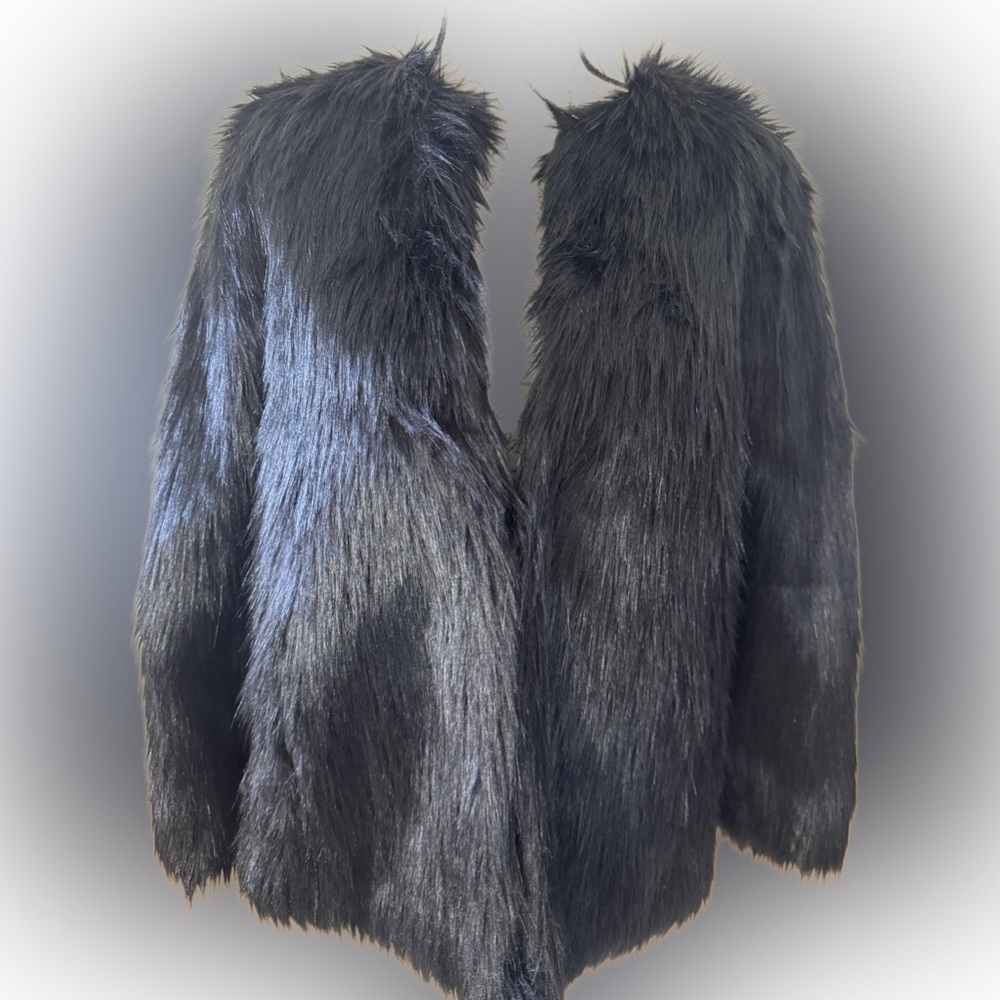 Jack by BB Dakota Elegant Black Faux Fur Coat Size Medium